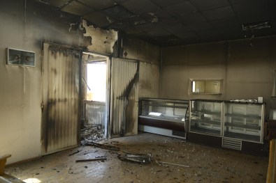 Teröristler Kayak Tesisini Ateşe Verdi