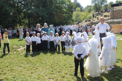 Tosya'da 1100 Kuran Kursu Öğrencisi Şenlik Yaptı