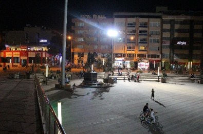 Başkan Karaçoban'dan Gençlere Ücretsiz Wi-Fi Müjdesi