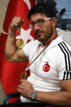 SAM WORTHİNGTON - Bilek Güreşinin 'Engelli' Şampiyonu