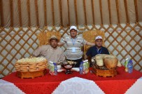 ARKEOLOJİK KAZI - Bolu Belediye Başkanı Alaaddin Yılmaz Ata Topraklarında