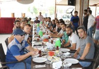 BOZKÖY - Büyükşehir Belediyespor Esnafla Kahvaltıda Buluştu