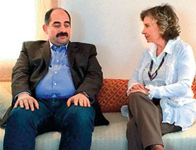 Nazlı Ilıcak'tan Zekeriya Öz savunması