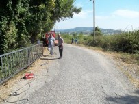 SU KANALI - Otomobiller Kanala Uçmasın Diye Korkuluk