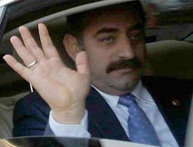 Zekeriya Öz ve Celal Kara'ya paralel kamuflaj