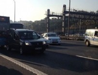 FATIH SULTAN MEHMET KÖPRÜSÜ - Bomba şüphesi TEM otoyolunu trafiğe kapattı