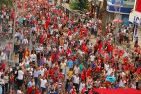 AKKALE - Denizli'de 2 Bin Kişi Şehitler İçin Yürüdü