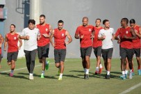 SEMİH KAYA - Galatasaray, Real Madrıd Maçı Hazırlıklarına Başladı