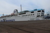 İRFAN ERDEM - Piri Reis Üniversitesi Gemisi Ereğli'ye Geldi