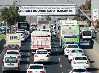 Ankara Bulvarı Trafiğe Kapatıldı