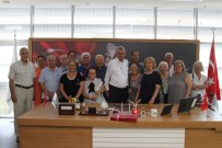VESİKALIK FOTOĞRAF - Ata Evi Sağlıklı Yaşam Merkezi Üyelerinden Başkan Şenol'a Ziyaret