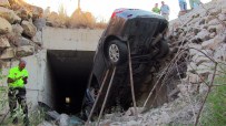 Bodrum'da Otomobil Şarampole Devrildi Açıklaması 2 Yaralı