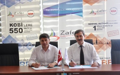 Erol Korkmaz; 'Belediye Projelerine Hibe Almaya Devam Ediyoruz'