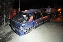 Kahramanmaraş'ta İki Otomobil Çarpıştı Açıklaması 3 Yaralı