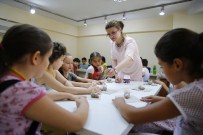 YAZ OKULU - Konak'ta Çocuklar Hem Eğleniyor, Hem Öğreniyor