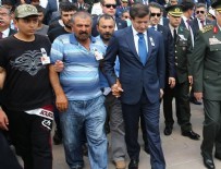 ŞEHİT ASKER - Şehit Öztürk'e son veda