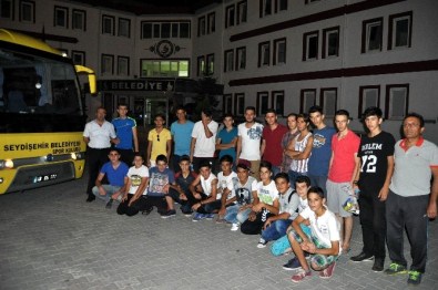 Seydişehir'den 20 Öğrenci Eğitim Kampına Gönderildi