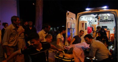 Boya Ve Tiner Yüklü Minibüs Devrildi Açıklaması 6 Yaralı!