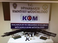 DİYARBAKIR EMNİYET MÜDÜRLÜĞÜ - Diyarbakır'da Silah Kaçakçılarına Operasyon