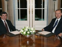 Başbakan Davutoğlu hükümeti kurma görevini iade etti
