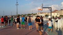 BASKETBOL TURNUVASI - Lapseki'de Sokak Basketbolu Turnuvası Başladı