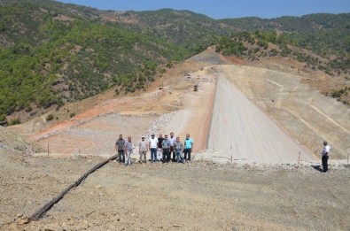 Özgür, Gökçeler Barajı İkmal İnşaatını İnceledi