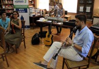 RUMELI - Virtüoz Serkan Çağrı, Edirne'de Klarnetiyle 'Balkan Rüzgarı' Estirdi