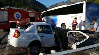 Antalya'da Trafik Kazası Açıklaması 5 Ölü (1)