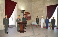 KUVVET KOMUTANLARI - Genelkurmay Başkanı Orgeneral Akar Anıtkabir'i Ziyaret Etti