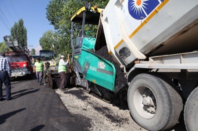Gömbe Yolu Asfaltla Kaplandı