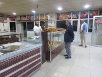 SÜLEYMAN KAHRAMAN - Vali Kahraman'dan Sabah Namazı Sonrası Esnaf Ziyareti