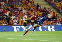 LUKAS PODOLSKI - Aslan Sneijder İle Güldü