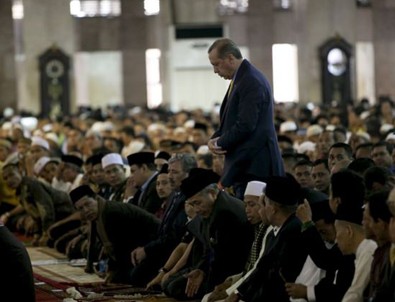 Atilla Taş, Erdoğan tweetiyle baltayı taşa vurdu