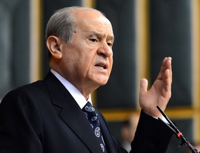 Bahçeli'den 'Akillere' sert eleştiri