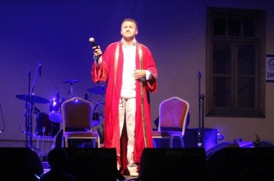 Dağıstanlı Sanatçı Ahmet Ahmedov Konya'da Konser Verdi