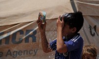 Irak'taki Sığınmacıların Sıcaklık Çilesi