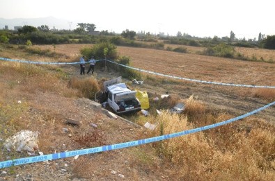 Konya'da Otomobil Uçuruma Yuvarlandı Açıklaması 1 Ölü, 4 Yaralı