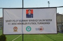 Minik Futbolculardan Şehitler İçin Örnek Davranış