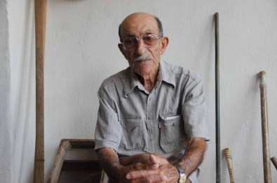 Hacca Gitmek İçin Biriktirdiği Parayı Dolandırıcılara Kaptırdı