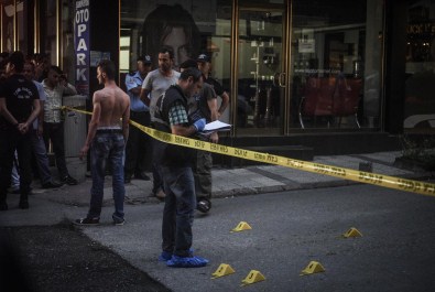 Samsun'da Pombalı Tüfekle Saldırı Açıklaması 1 Ölü 4 Yaralı