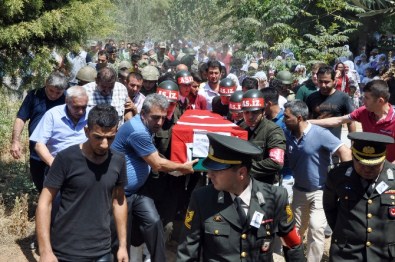 Silopili Şehidin Cenazesinde Kürtçe Ağıtlar Yankılandı