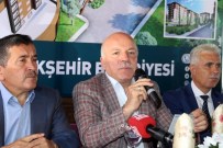 KIRAÇ - Başkan Sekmen, Gölbaşı Mavişehir Konutlarının Tanıtımını Yaptı