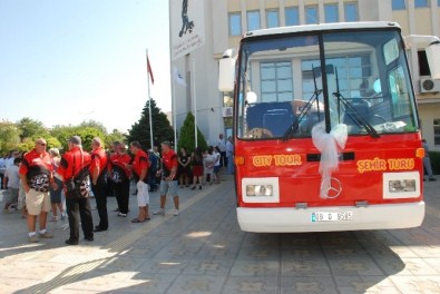 Didim'de Üstü Açık Turist Aracının Tanıtımı Yapıldı