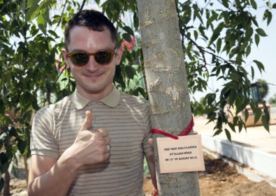Elijah Wood Türkiye'de Ağaç Dikti