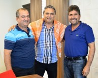 SARıIDRIS - Başkan Uysal'a Yörük Poşusu