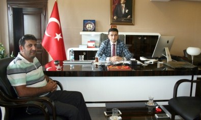 Çankaya, Köprüköy Kaymakamı Osman Bilici'yi Ziyaret Etti