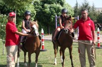 BEĞENDIK - Çocuklar Pony Atlara Binmenin Sevincini Yaşadı