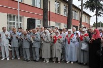 İSMAIL YıLDıRıM - Karamürsel'de Hacı Adayları Dualarla Uğurlandı