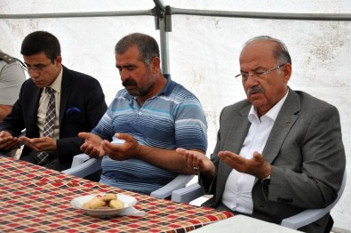 Kırıkkale Valisi Kolat Şehit Ailesini Ziyaret Etti