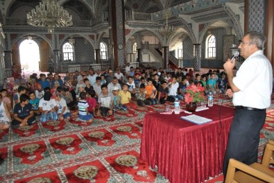 Manavgat Müftülüğü İlk Hafızlarını Mezun Etti
